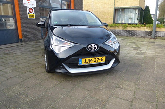 Toyota AYGO x-joy