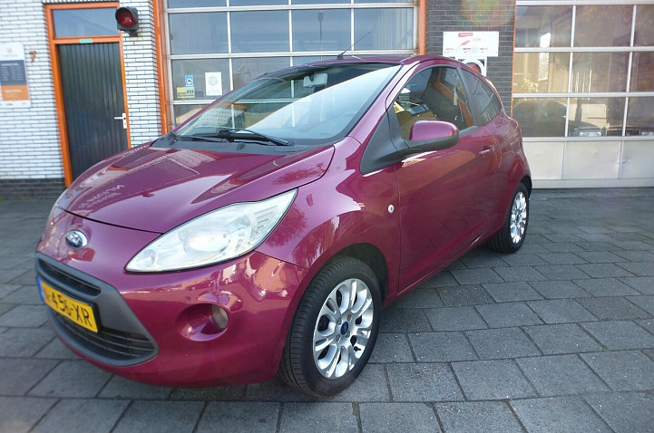 Ford KA 1.2 titanium